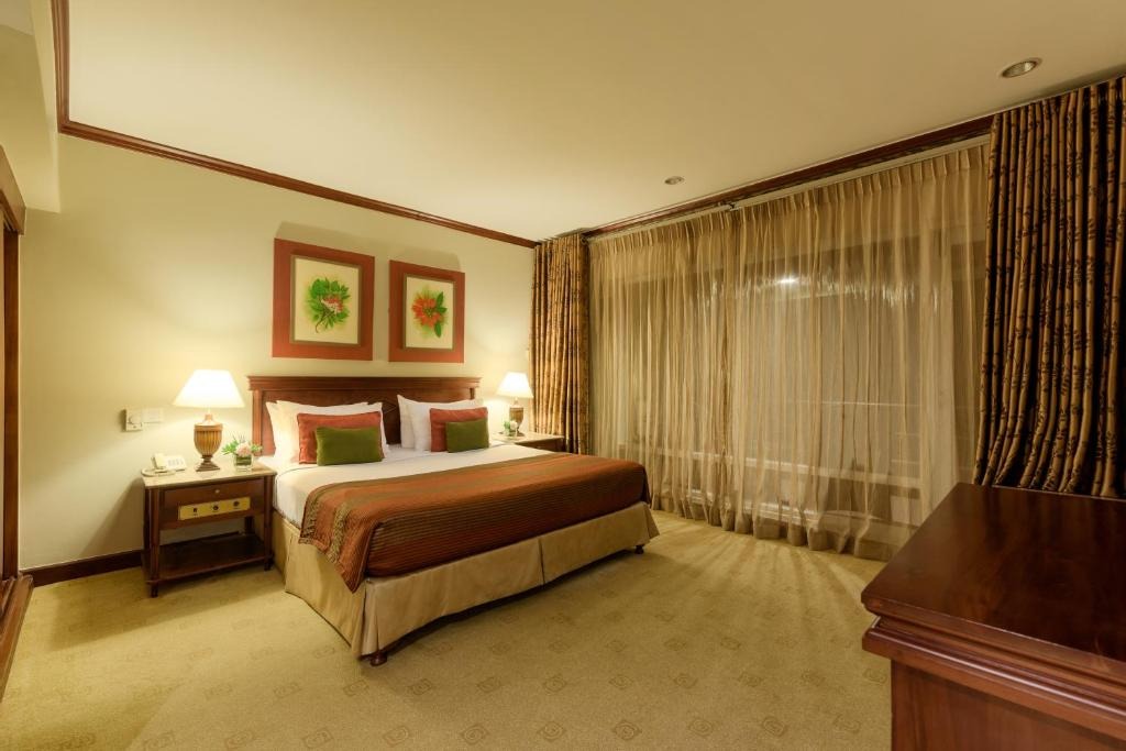 هتل هوناس فالس